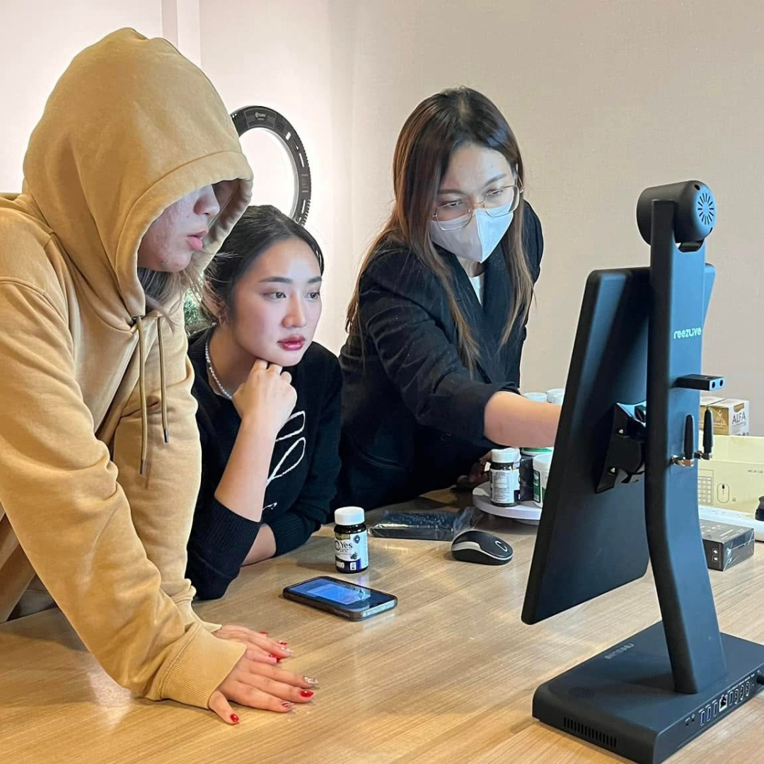 Live Streaming Review 16