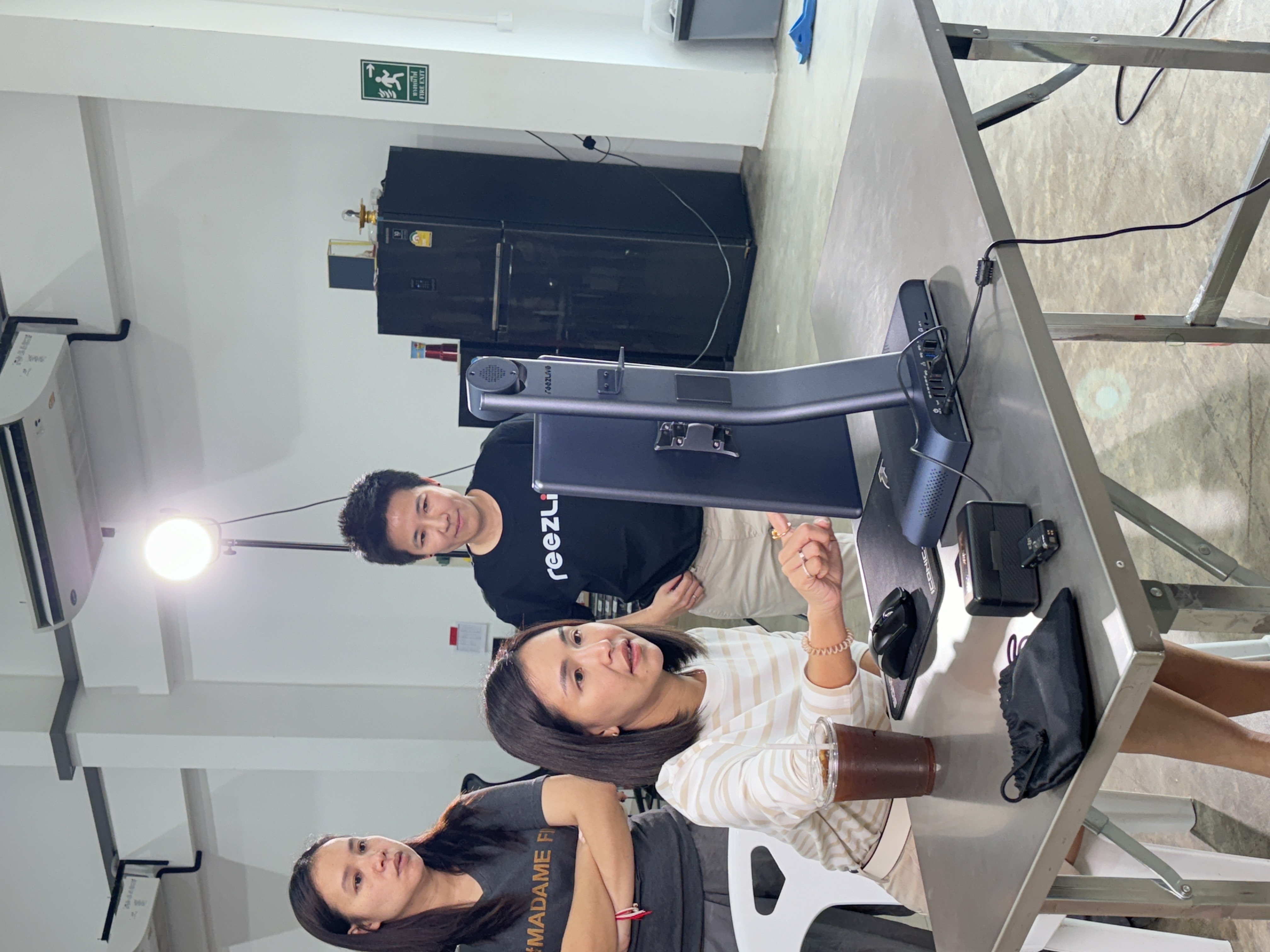 Live Streaming Review 21